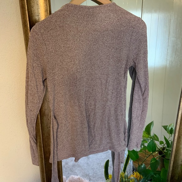 Woman’s bobeau top medium - Picture 5 of 5